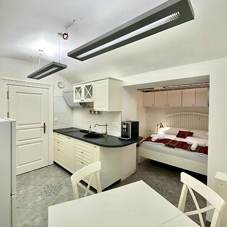 Ars Longa Apartments Любляна Екстериор снимка