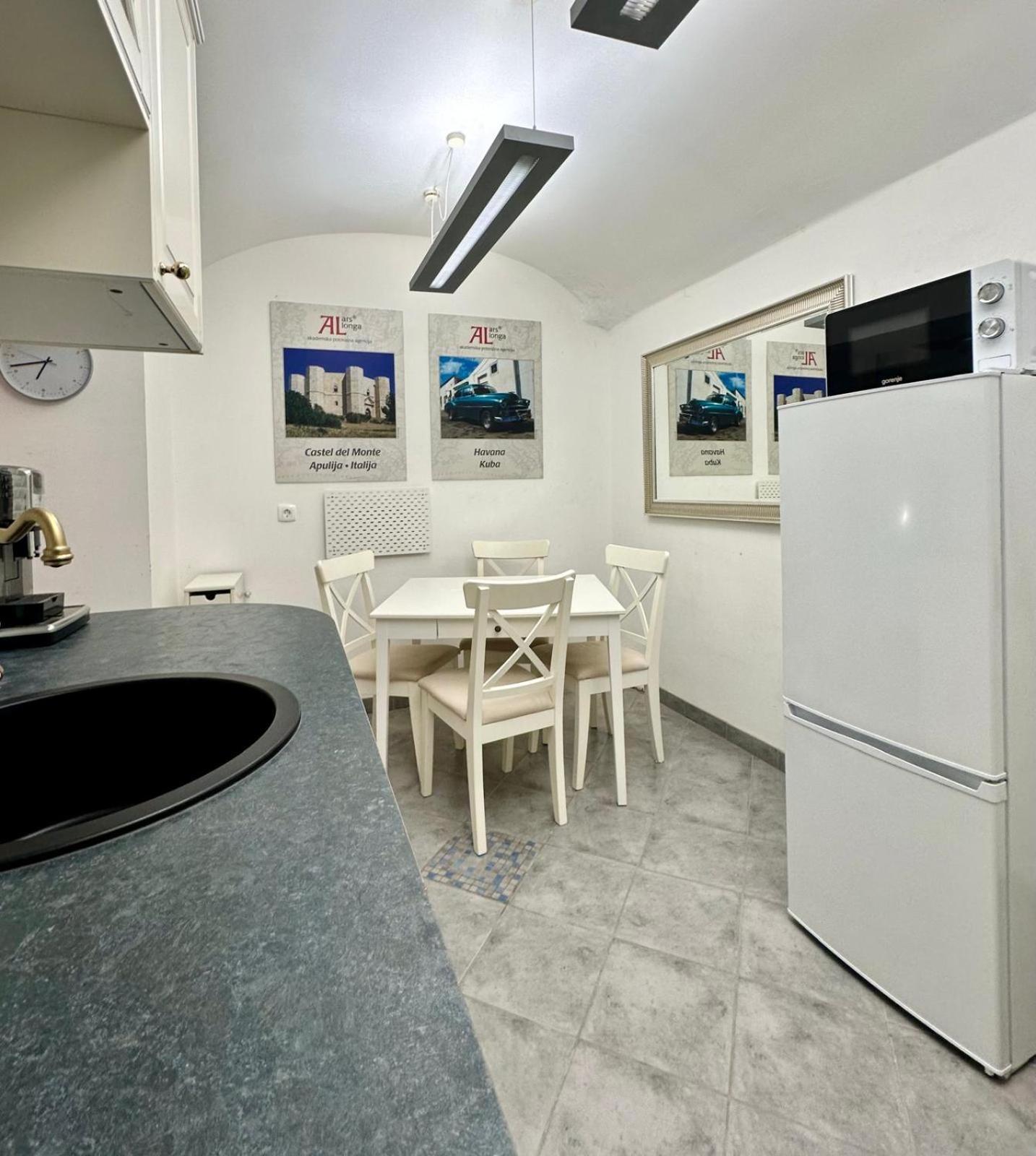 Ars Longa Apartments Любляна Екстериор снимка